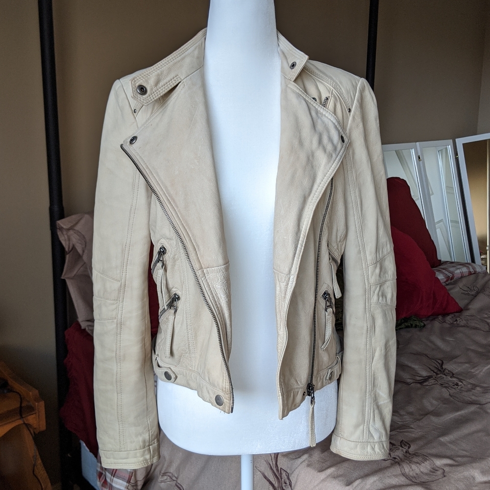 Lamb Leather Jacket - Picture 5 of 6